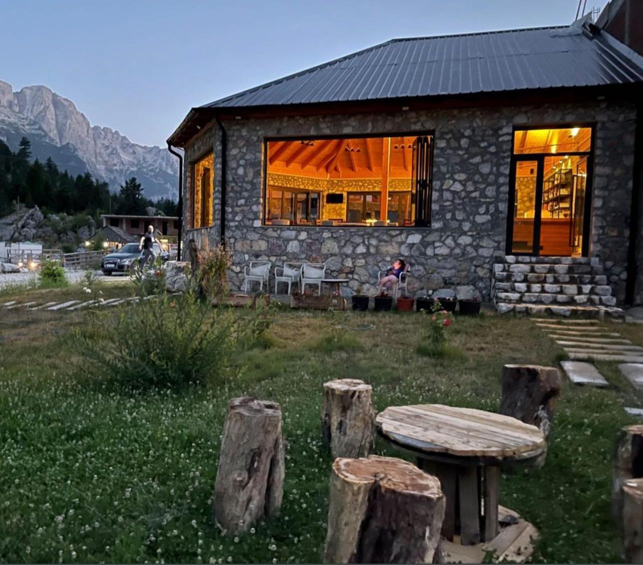 Cntr Park Valbona Villa Bagian luar foto